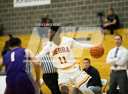 Thumbnail 2 in Holy Family vs. Sierra photogallery.