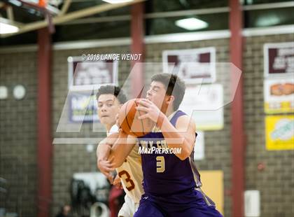 Thumbnail 3 in Holy Family vs. Sierra photogallery.