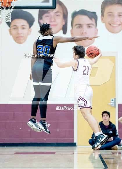 Thumbnail 1 in Grant vs. Whitney (CIF SJS D2 Semifinal) photogallery.