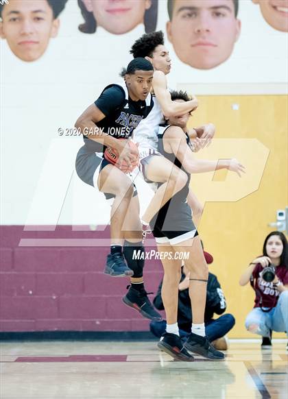 Thumbnail 3 in Grant vs. Whitney (CIF SJS D2 Semifinal) photogallery.