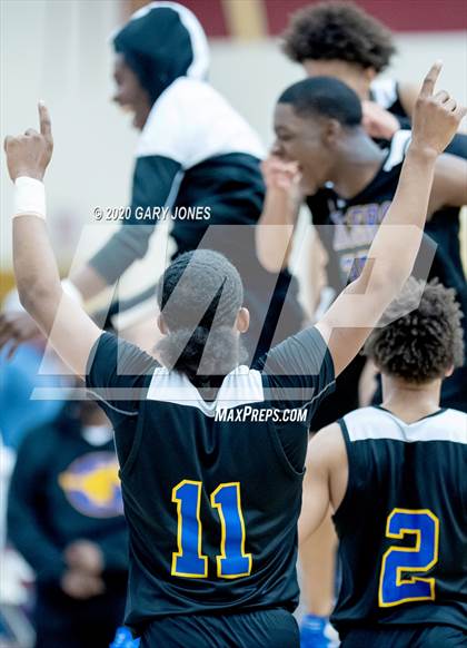 Thumbnail 3 in Grant vs. Whitney (CIF SJS D2 Semifinal) photogallery.