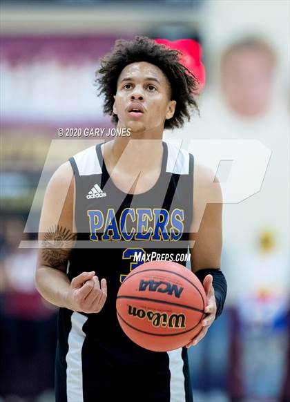 Thumbnail 2 in Grant vs. Whitney (CIF SJS D2 Semifinal) photogallery.