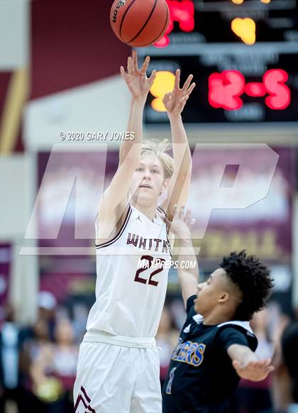 Thumbnail 2 in Grant vs. Whitney (CIF SJS D2 Semifinal) photogallery.