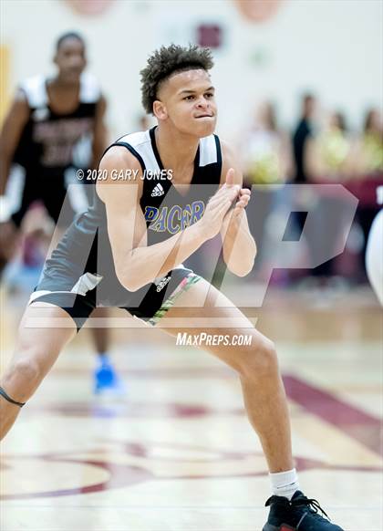 Thumbnail 3 in Grant vs. Whitney (CIF SJS D2 Semifinal) photogallery.