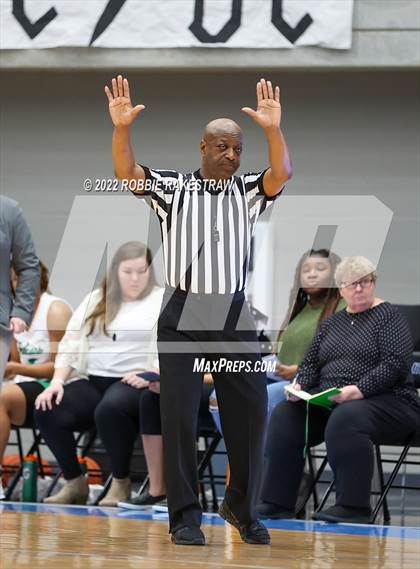 Thumbnail 3 in Lake Dallas vs. Mansfield Summit (UIL 5A Quarterfinals) photogallery.