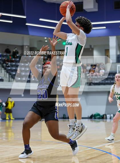 Thumbnail 2 in Lake Dallas vs. Mansfield Summit (UIL 5A Quarterfinals) photogallery.