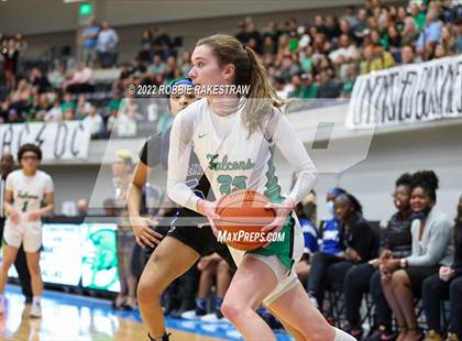 Thumbnail 2 in Lake Dallas vs. Mansfield Summit (UIL 5A Quarterfinals) photogallery.