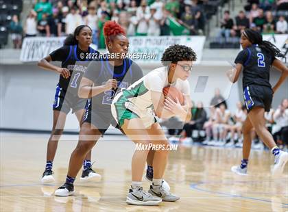 Thumbnail 1 in Lake Dallas vs. Mansfield Summit (UIL 5A Quarterfinals) photogallery.