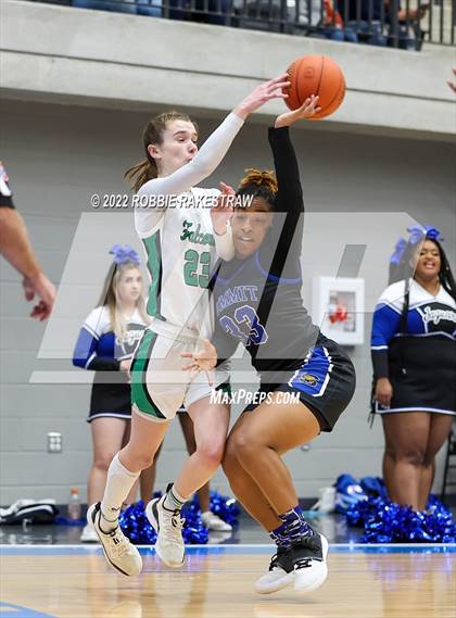 Thumbnail 3 in Lake Dallas vs. Mansfield Summit (UIL 5A Quarterfinals) photogallery.