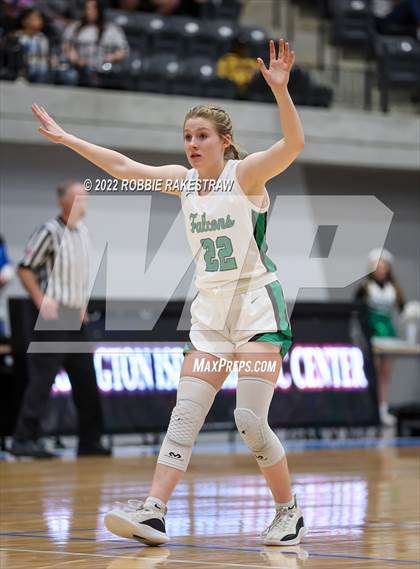 Thumbnail 1 in Lake Dallas vs. Mansfield Summit (UIL 5A Quarterfinals) photogallery.