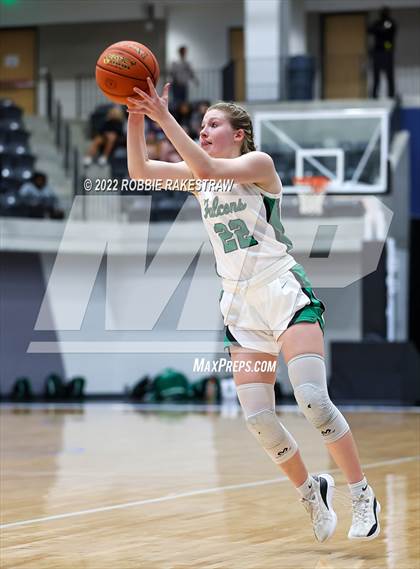 Thumbnail 3 in Lake Dallas vs. Mansfield Summit (UIL 5A Quarterfinals) photogallery.