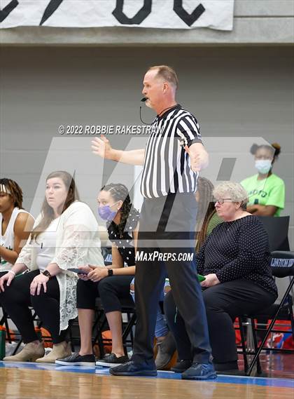Thumbnail 3 in Lake Dallas vs. Mansfield Summit (UIL 5A Quarterfinals) photogallery.