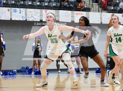 Thumbnail 2 in Lake Dallas vs. Mansfield Summit (UIL 5A Quarterfinals) photogallery.