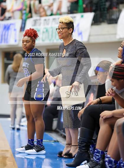 Thumbnail 2 in Lake Dallas vs. Mansfield Summit (UIL 5A Quarterfinals) photogallery.