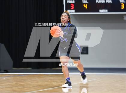Thumbnail 3 in Lake Dallas vs. Mansfield Summit (UIL 5A Quarterfinals) photogallery.