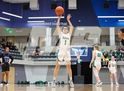 Thumbnail 2 in Lake Dallas vs. Mansfield Summit (UIL 5A Quarterfinals) photogallery.