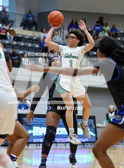 Thumbnail 3 in Lake Dallas vs. Mansfield Summit (UIL 5A Quarterfinals) photogallery.