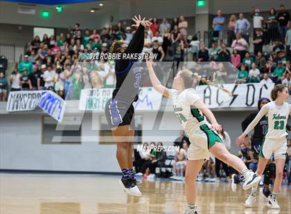 Thumbnail 2 in Lake Dallas vs. Mansfield Summit (UIL 5A Quarterfinals) photogallery.