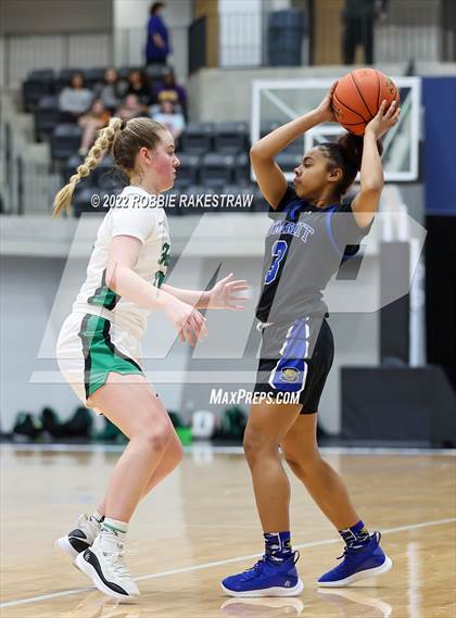 Thumbnail 3 in Lake Dallas vs. Mansfield Summit (UIL 5A Quarterfinals) photogallery.
