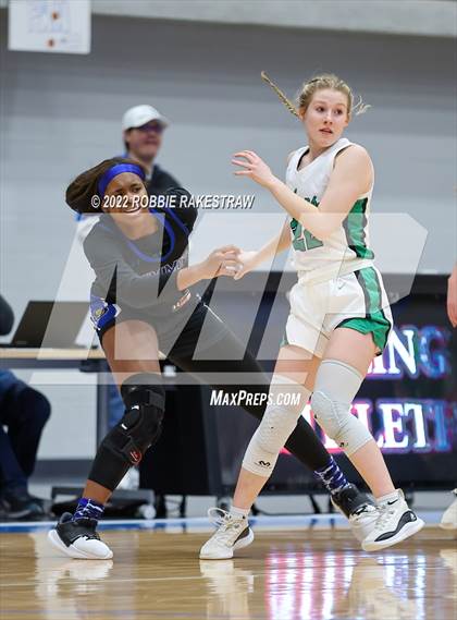 Thumbnail 3 in Lake Dallas vs. Mansfield Summit (UIL 5A Quarterfinals) photogallery.