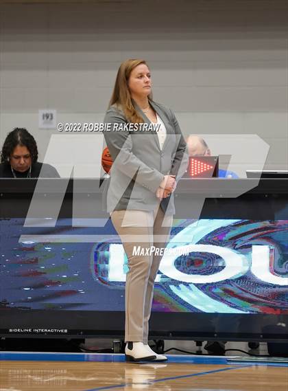Thumbnail 1 in Lake Dallas vs. Mansfield Summit (UIL 5A Quarterfinals) photogallery.