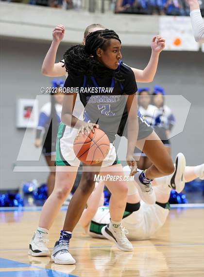 Thumbnail 1 in Lake Dallas vs. Mansfield Summit (UIL 5A Quarterfinals) photogallery.