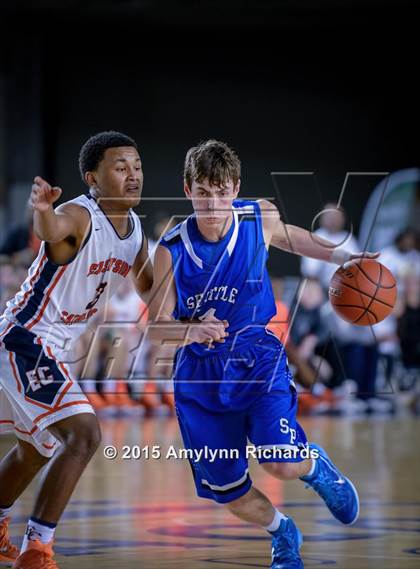 Thumbnail 2 in Eastside Catholic vs. Seattle Prep (WIAA 3A Playoff) photogallery.