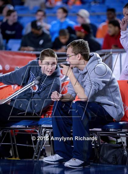 Thumbnail 2 in Eastside Catholic vs. Seattle Prep (WIAA 3A Playoff) photogallery.