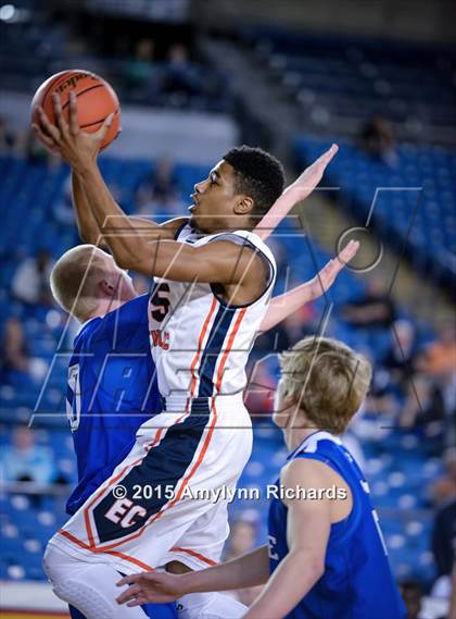 Thumbnail 3 in Eastside Catholic vs. Seattle Prep (WIAA 3A Playoff) photogallery.