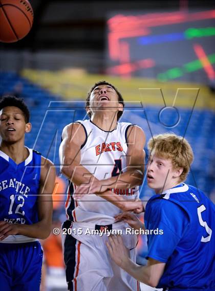 Thumbnail 1 in Eastside Catholic vs. Seattle Prep (WIAA 3A Playoff) photogallery.