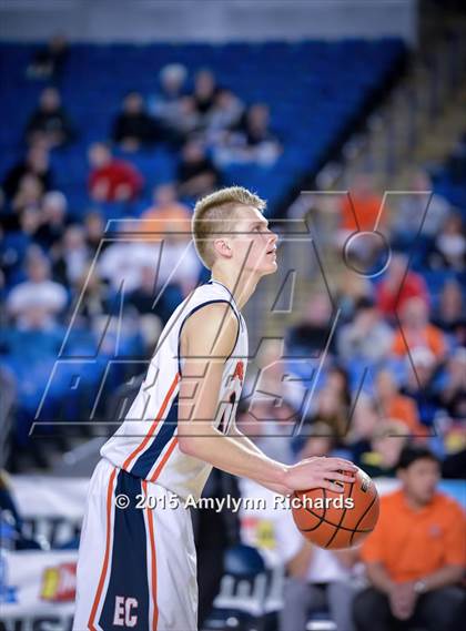 Thumbnail 1 in Eastside Catholic vs. Seattle Prep (WIAA 3A Playoff) photogallery.