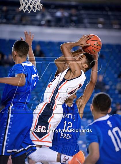 Thumbnail 1 in Eastside Catholic vs. Seattle Prep (WIAA 3A Playoff) photogallery.