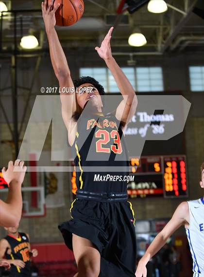 Thumbnail 2 in Fairfax vs. Santa Margarita (Nike Extravaganza) photogallery.