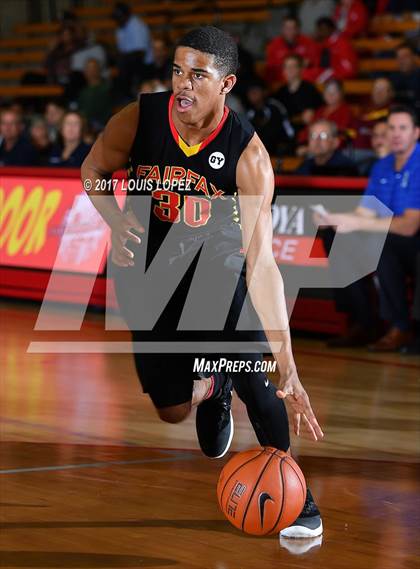 Thumbnail 1 in Fairfax vs. Santa Margarita (Nike Extravaganza) photogallery.