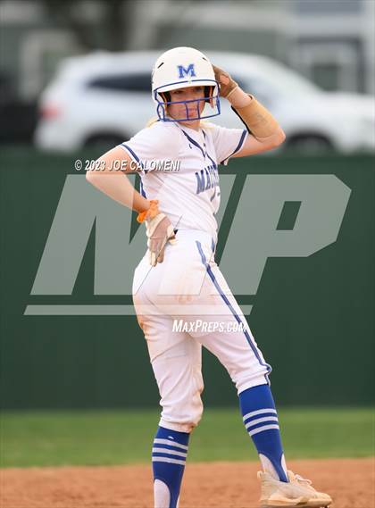 Thumbnail 2 in MacArthur [Douglas] vs Alamo Heights photogallery.