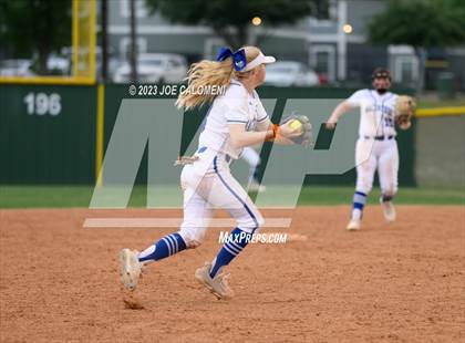 Thumbnail 3 in MacArthur [Douglas] vs Alamo Heights photogallery.