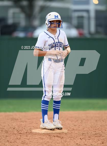 Thumbnail 3 in MacArthur [Douglas] vs Alamo Heights photogallery.