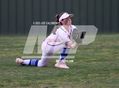 Thumbnail 3 in MacArthur [Douglas] vs Alamo Heights photogallery.