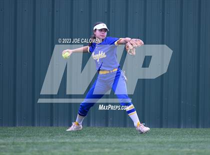 Thumbnail 1 in MacArthur [Douglas] vs Alamo Heights photogallery.