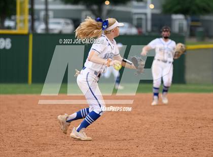 Thumbnail 1 in MacArthur [Douglas] vs Alamo Heights photogallery.