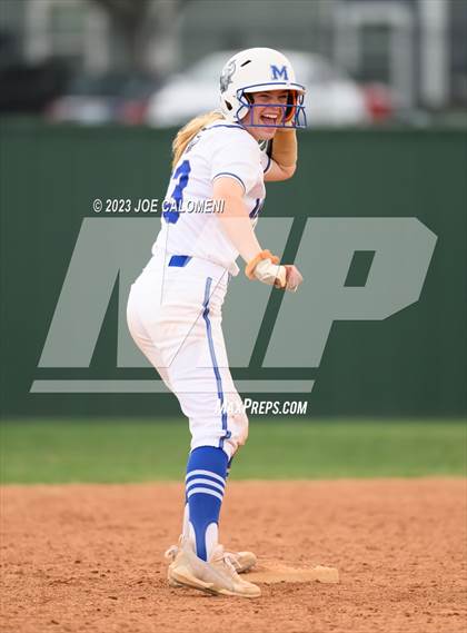 Thumbnail 3 in MacArthur [Douglas] vs Alamo Heights photogallery.