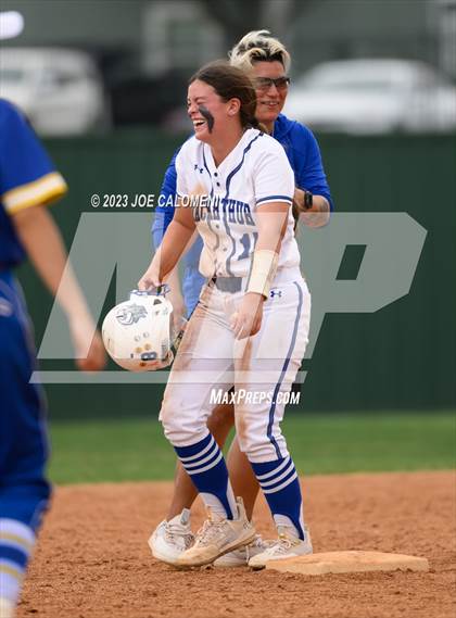 Thumbnail 1 in MacArthur [Douglas] vs Alamo Heights photogallery.