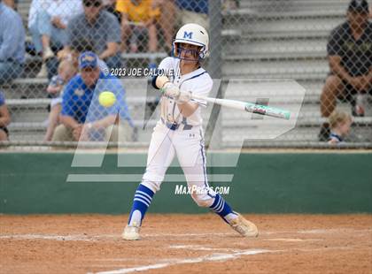 Thumbnail 2 in MacArthur [Douglas] vs Alamo Heights photogallery.