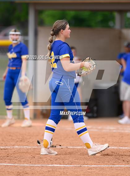Thumbnail 3 in MacArthur [Douglas] vs Alamo Heights photogallery.
