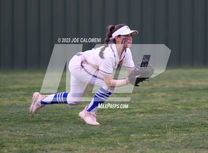 Thumbnail 2 in MacArthur [Douglas] vs Alamo Heights photogallery.