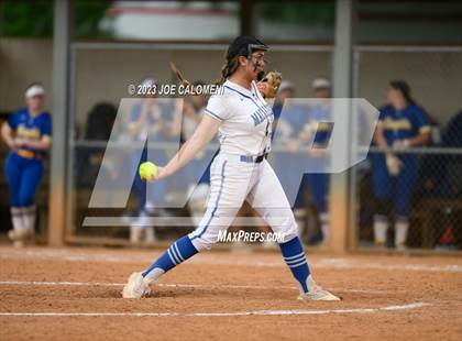 Thumbnail 1 in MacArthur [Douglas] vs Alamo Heights photogallery.