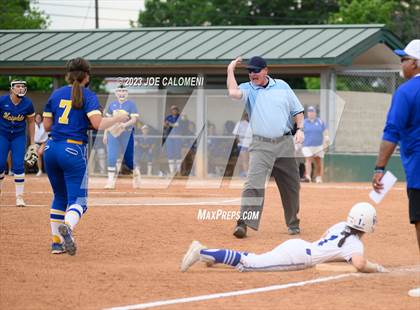 Thumbnail 3 in MacArthur [Douglas] vs Alamo Heights photogallery.