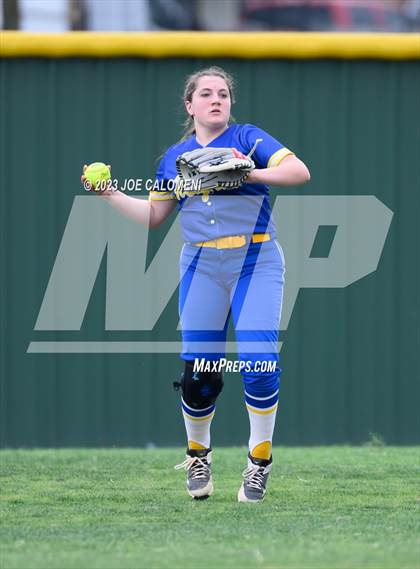 Thumbnail 1 in MacArthur [Douglas] vs Alamo Heights photogallery.