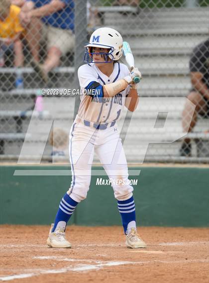 Thumbnail 1 in MacArthur [Douglas] vs Alamo Heights photogallery.