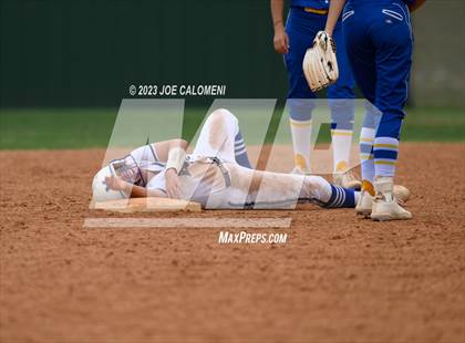 Thumbnail 1 in MacArthur [Douglas] vs Alamo Heights photogallery.